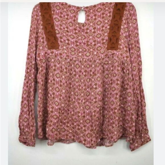 DR2 Women Pink Long Sleeve Button Cuff Scoop Neck Sweet Fit Boho Crochet Top m - Picture 2 of 7